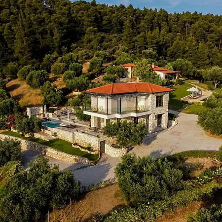 Villa Infinity Blue, Luxury With Private Pool, Sea Views