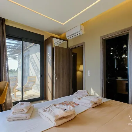 Infinity Blue, Luxury With Private Pool, Sea Views * Lagomandra
